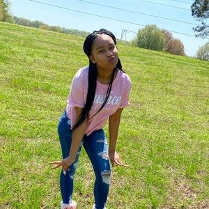Meet your Posher, Atiana